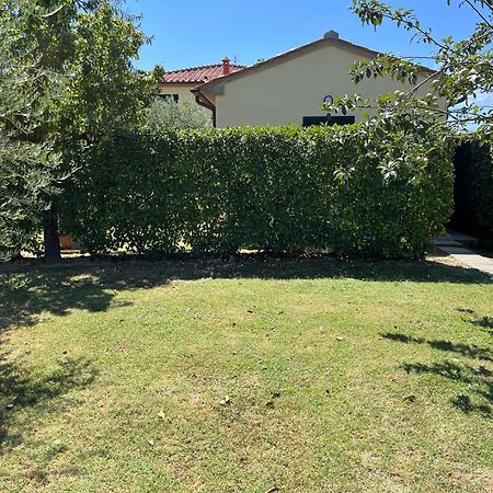 Holiday House La Rosa Terricciola Buitenkant foto